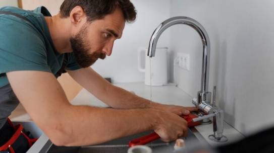 Plumbing Services, Lewisville, TX: How to Find the Best Plumbers for Your Home