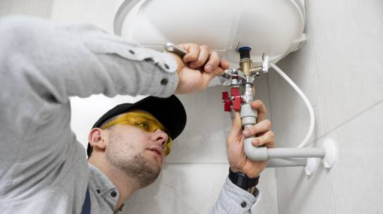 Pros and Cons of Tankless Water Heaters in McKinney, TX: The Great Water Heater Debate